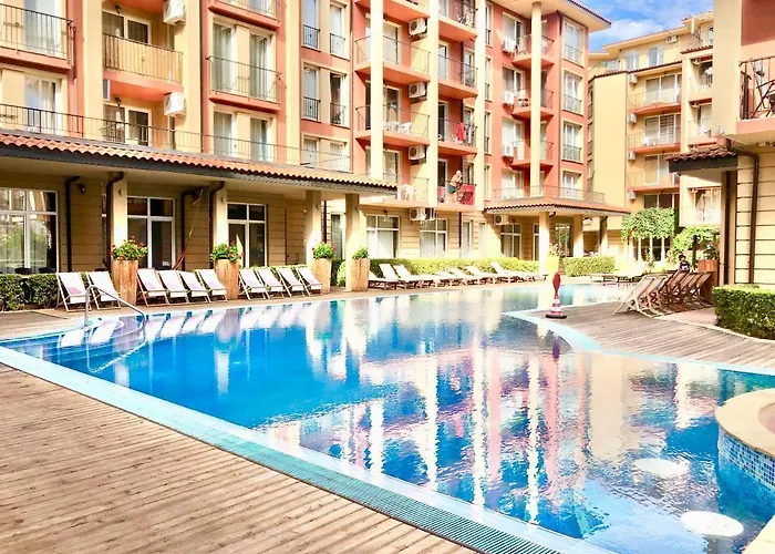 Sunny View - Menada アパート サニービーチ