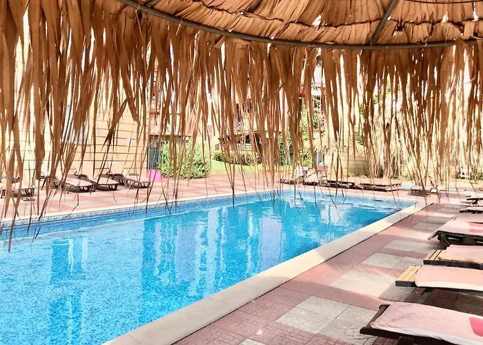 Sunny View - Menada アパート サニービーチ