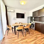 Sunny View - Menada Daire *