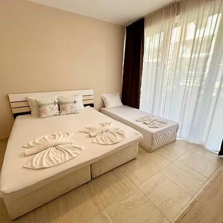 Sunny View - Menada ساني بيتش