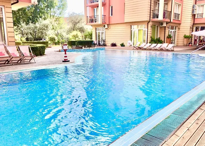 Sunny View - Menada סאני ביץ'