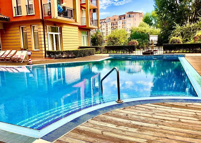 Sunny View - Menada סאני ביץ'